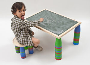 Banco e Mesa Infantil LOUSA, 2010